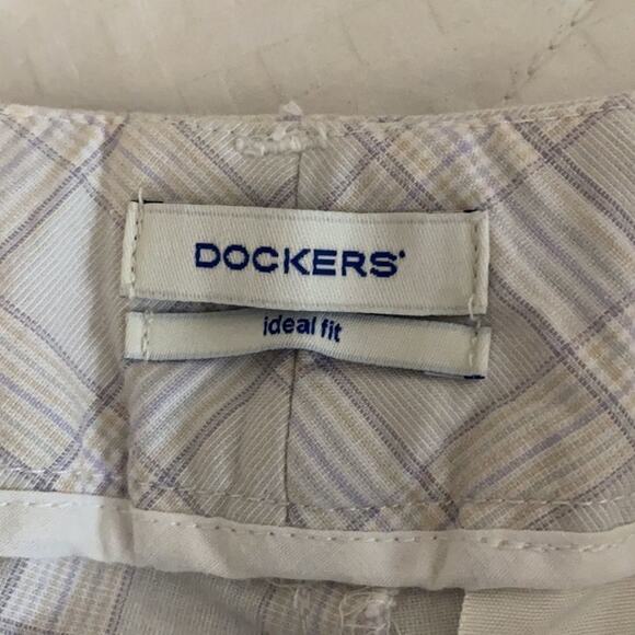 Dockers Plaid ideal fit metro Bermuda Shorts 10 - Picture 2 of 12